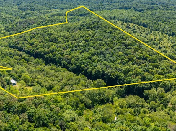 70518 Two Mile Rd, New Plymouth, OH 45654