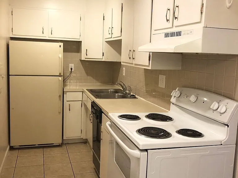 2939 Marine Street — Photo 38