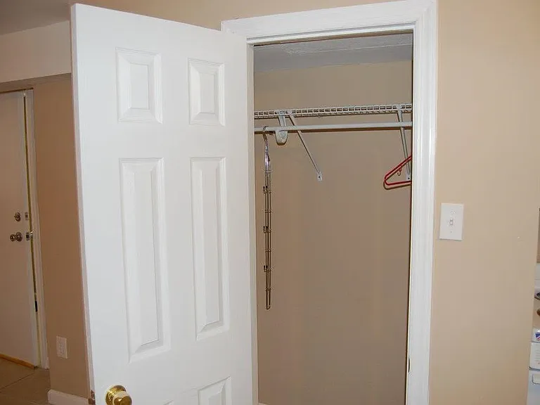 320 Jefferson St #GRF — Photo 6