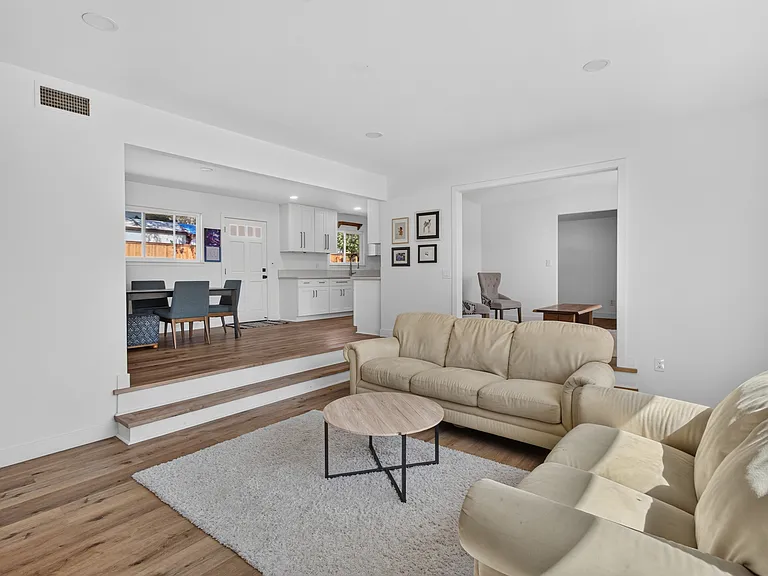 3841 Bannister Rd — Photo 13