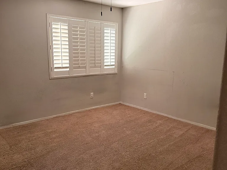 6101 Riflecrest Ave — Photo 4