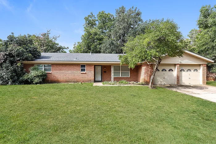 6909 Valhalla Rd — Photo 1