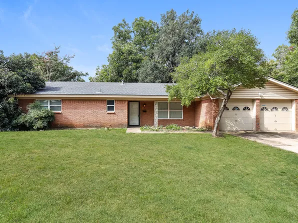 6909 Valhalla Rd, Fort Worth, TX 76116