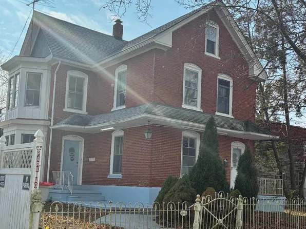 329 W Grape St, Vineland, NJ 08360