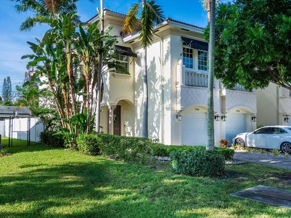 1946 NE 32nd Street #1946, Lighthouse Point, FL 33064
