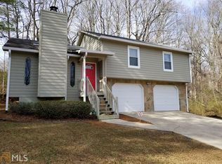 1747 Trail Creek Dr, Lithia Springs, GA 30122