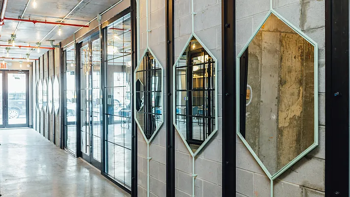 Rented by Nooklyn NYC LLC | media 54