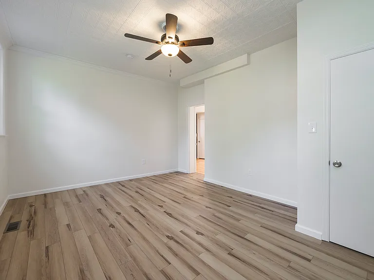 Large primary bedroom