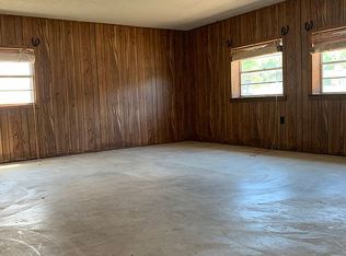 5001 Lake Rd, Ponca City, OK 74604