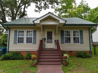 81 Hood St, Commerce, GA 30529