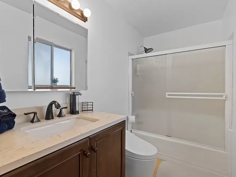 23012 Strauch Dr — Photo 19
