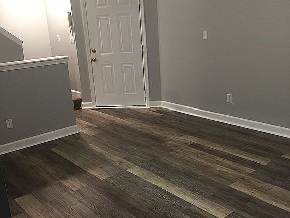 4th image of 12914 Daybreak Cir