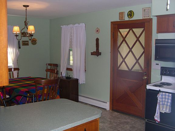 Dining Area of Eat-in Kitchen