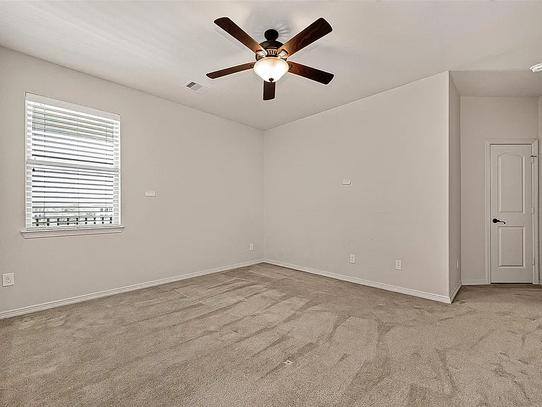 2606 Kielder Shadow Ct — Photo 33