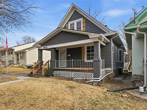 3rd image of 4231 Wyoming St