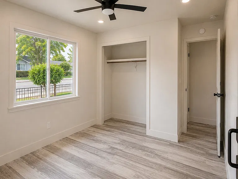 2255 Wyandotte Ave #2259 — Photo 8