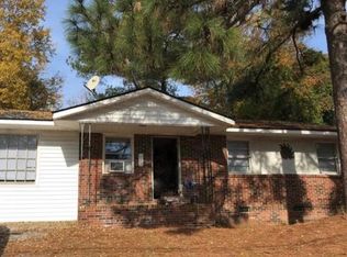 4610 Strathmore Ave, Fayetteville, NC 28304