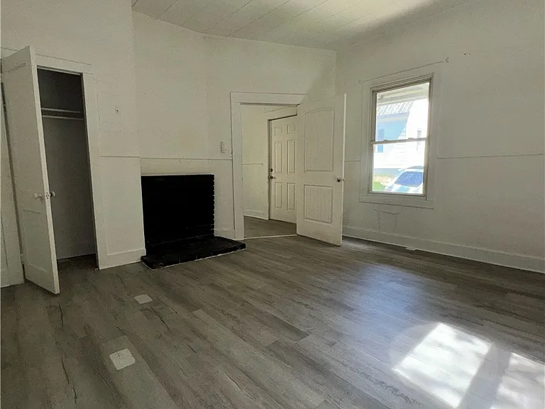 6 Riverside St — Photo 17