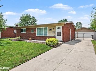 35619 Seville St, Clinton Township, MI 48035