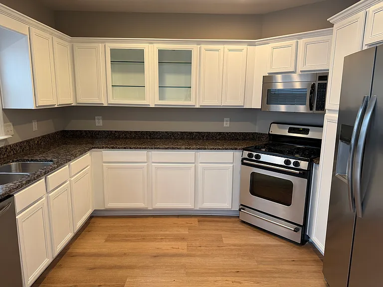 28 Mount Vernon Cir — Photo 12