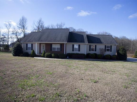 2nd image of 210 Coventry Ct