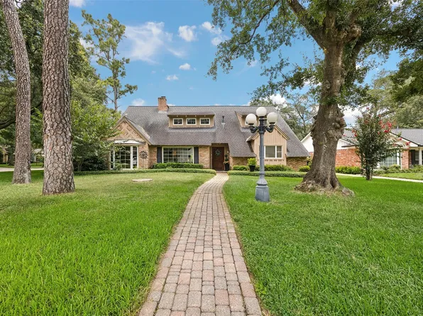 1638 Imperial Crown Dr, Houston, TX 77043