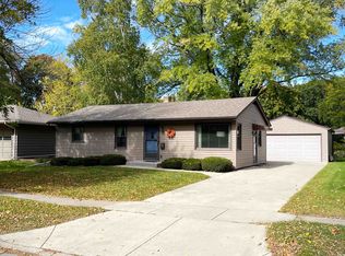 4628 Cleveland Ave, Rockford, IL 61108