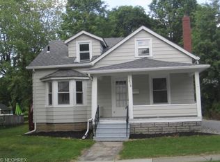1058 Maple St, Salem, OH