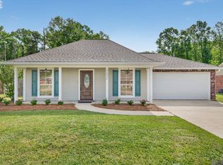 35032 Napoleon Dr, Denham Springs, LA 70706