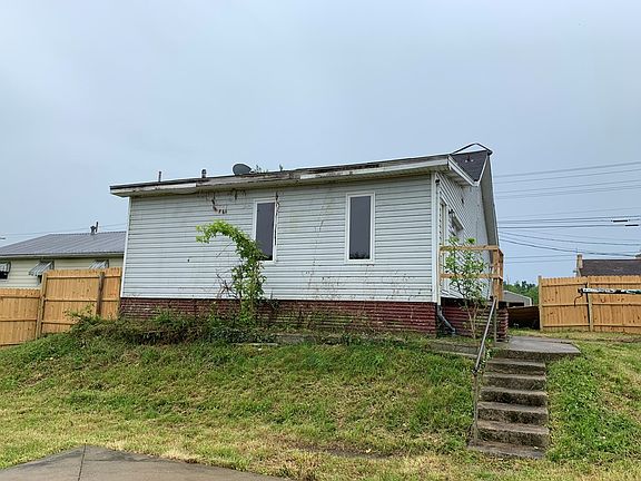 5th image of 11133 Main St