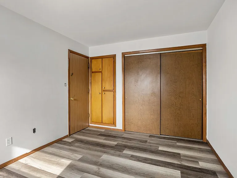 1730 Harold St — Photo 10