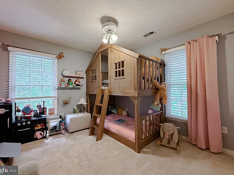 23118 Silverberry Way — Photo 32