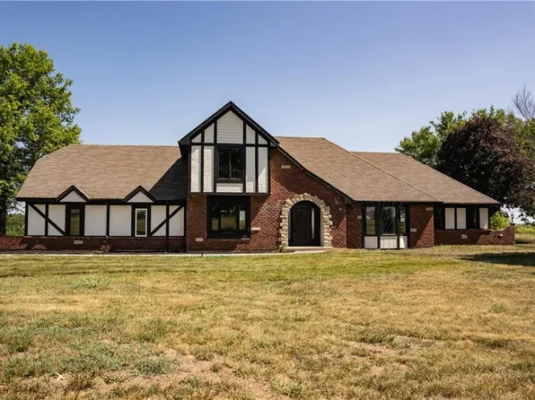 24400 E Orient Cemetery Rd, Harrisonville, MO 64701