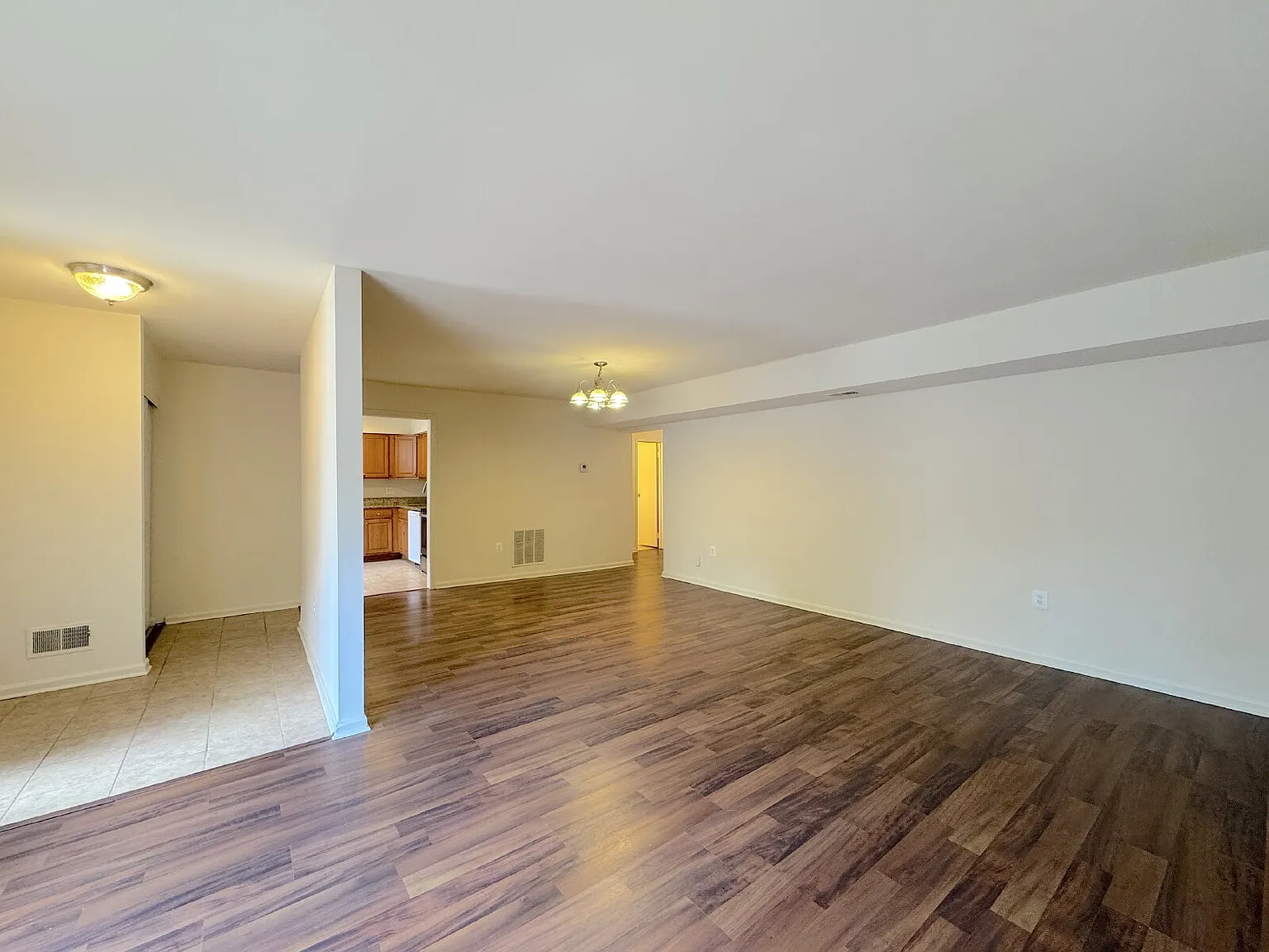 2 bed, 2.0 bath, $2,300 — Photo 3
