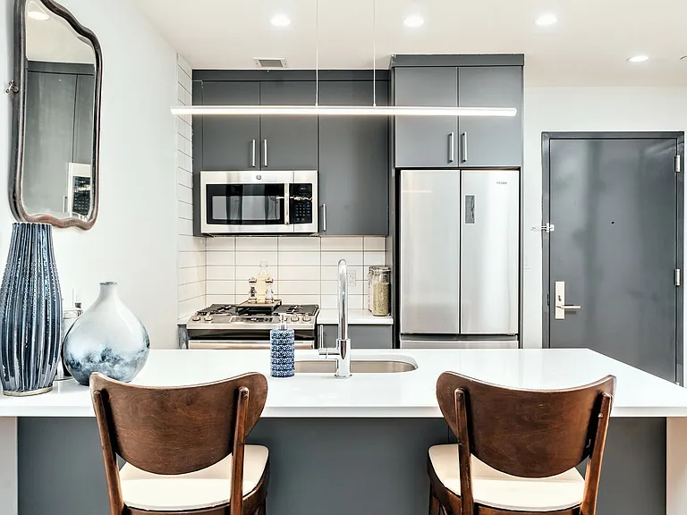 1247 Atlantic Ave #802 — Photo 4