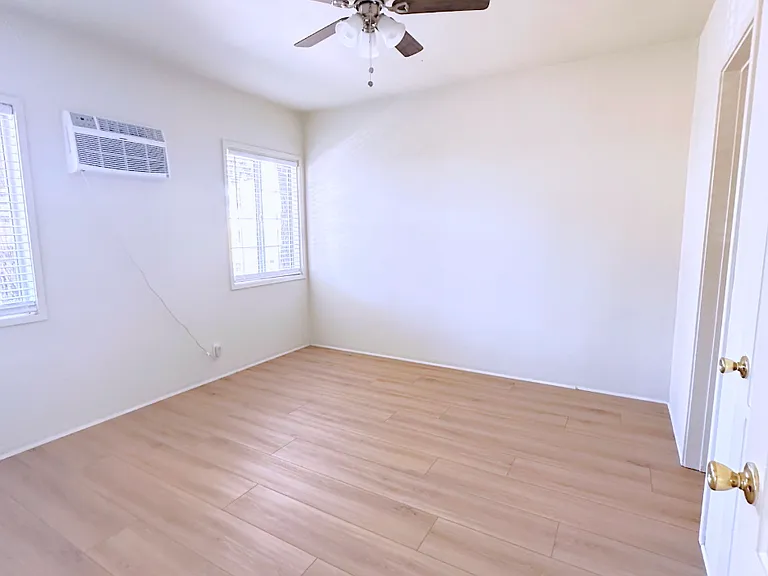 2304 Mira Vista Ave — Photo 7