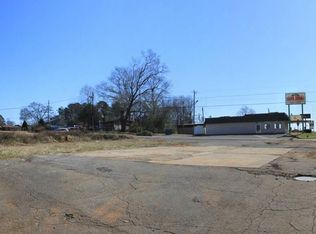 620 Pelham Rd S, Jacksonville, AL 36265