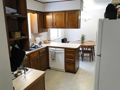 5th image of 1321 E Ramblewood Dr