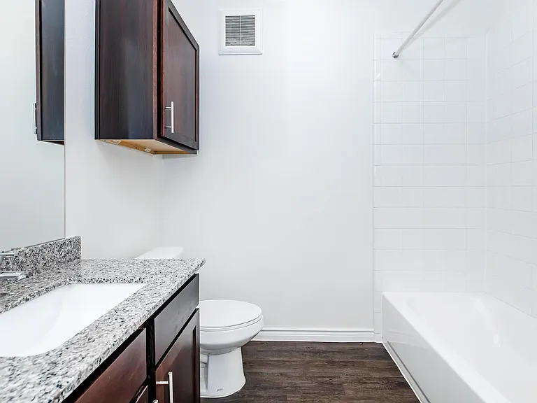 Richcrest Apartments — Photo 31