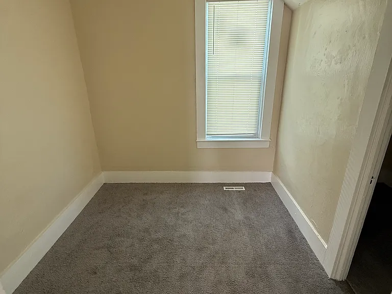 318 Gibson St #2 — Photo 17