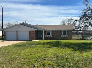 345 4th St, Hawley, TX 79525