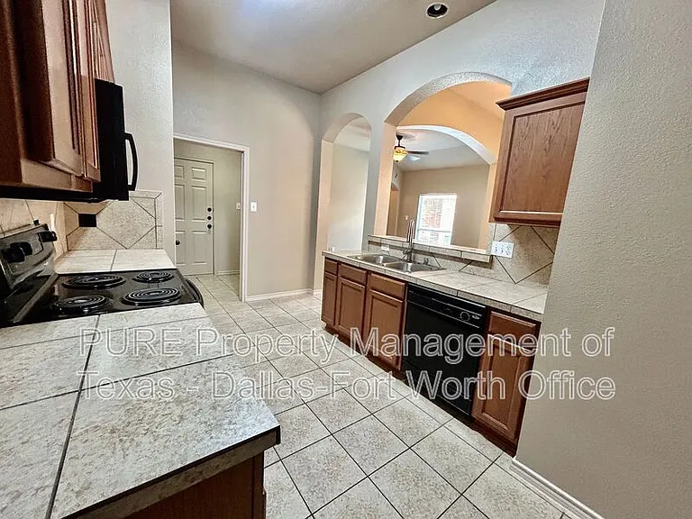 1421 Piedmont Dr — Photo 18