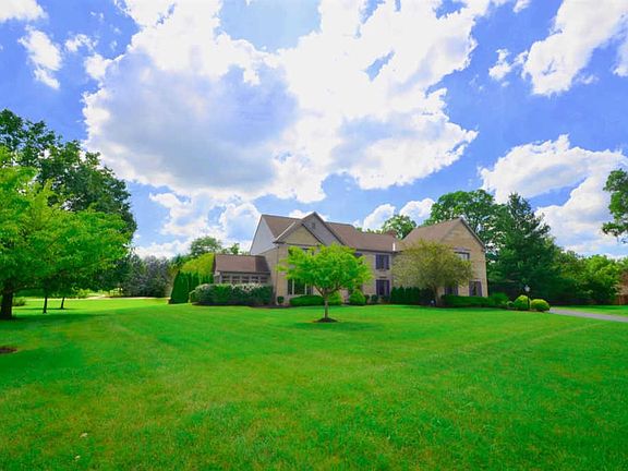 2nd image of 9000 Ambercreek Dr