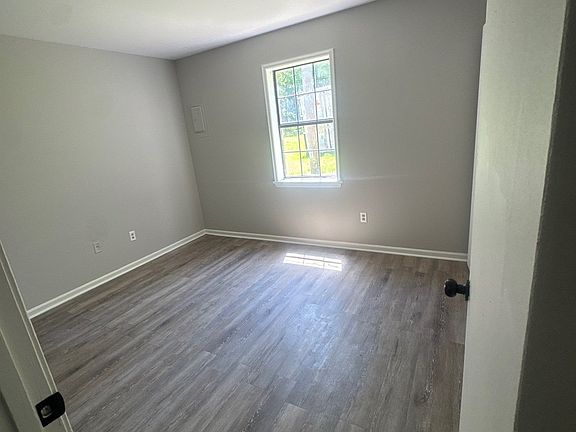 2nd image of 207 Highland St APT 3