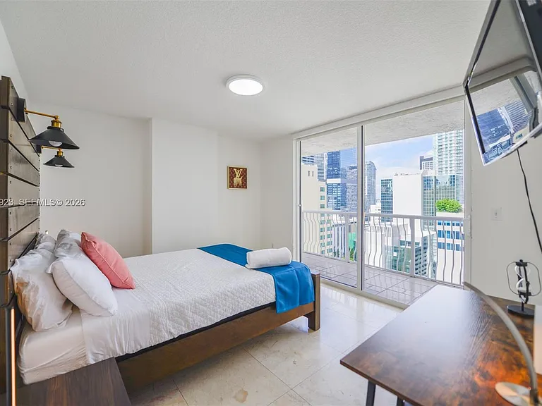 1200 Brickell Bay Dr #2324 — Photo 27