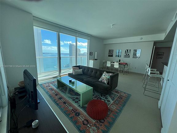 4th image of 300 S Biscayne Blvd APT 2716