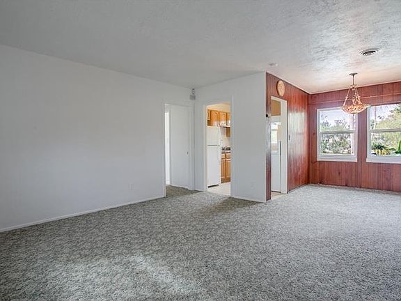 4th image of 5739 Camellia Dr