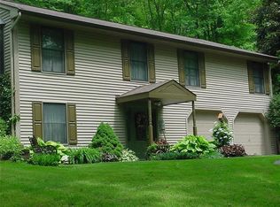 1275 W Lancaster Rd, Harmony, PA 16037