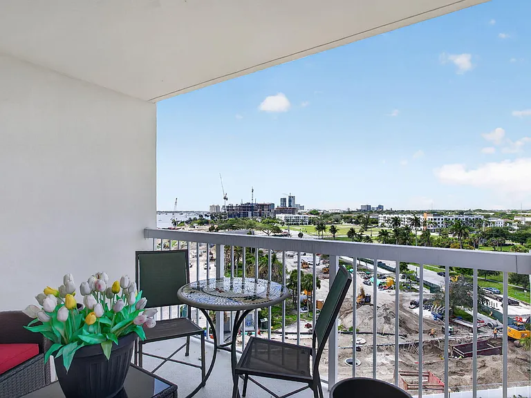 2600 N Flagler Dr #911 — Photo 29