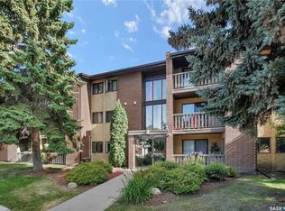 Greenside Manor, Saskatoon, SK S7H 5L3
